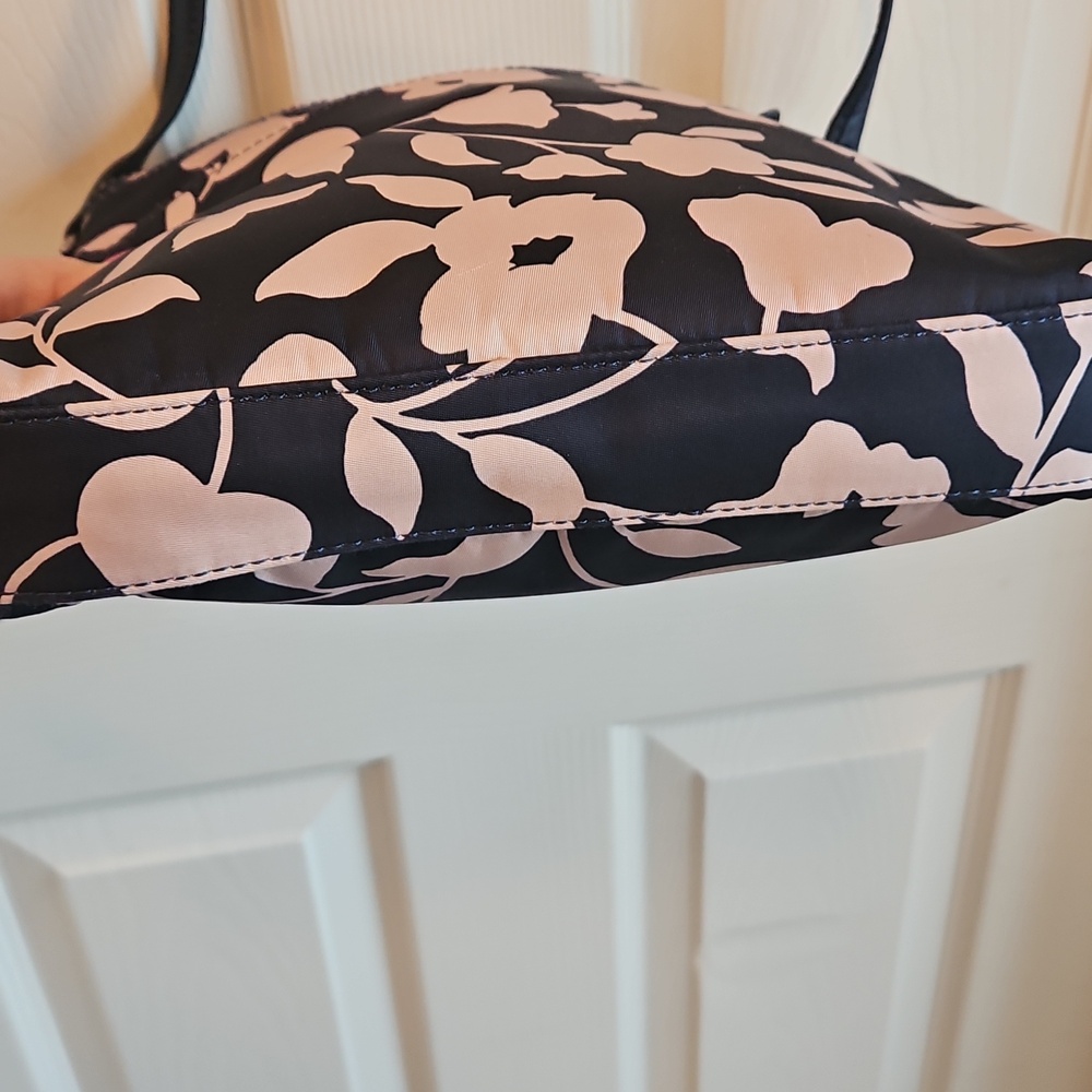 Kate Spade Black Cream Nylon Floral Crossbody Watson Lane Dawn Style OS - Picture 4 of 9
